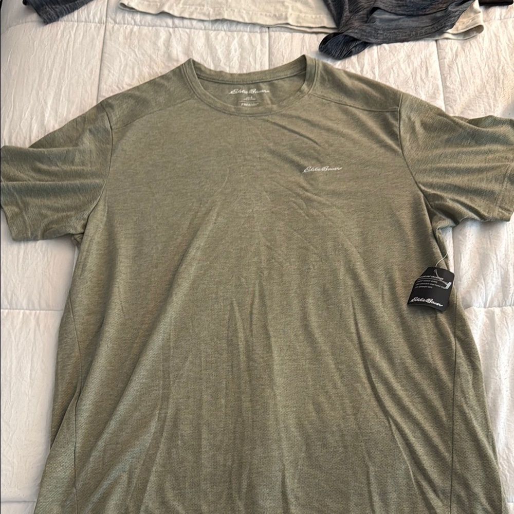 Eddie Bauer Green Short Sleeve Tee